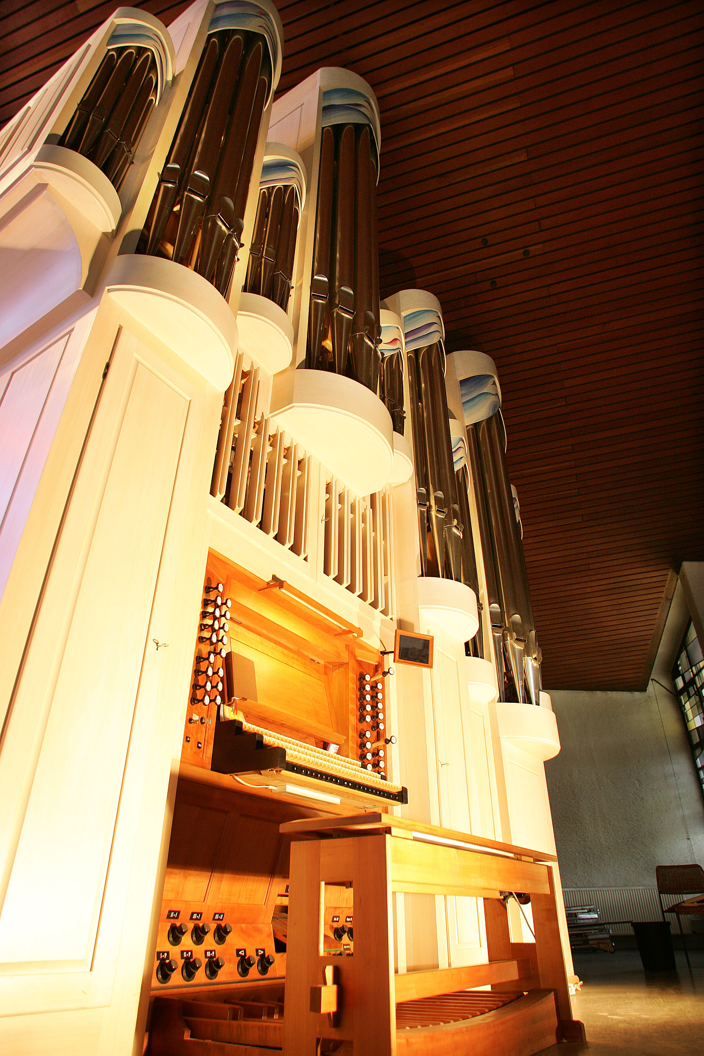 Backnang, Orgel in der Christkönigkirche, 2-5-2007, Foto: Andrea Wahl